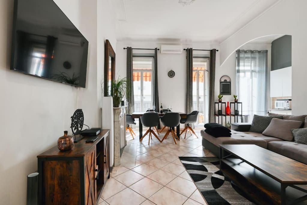 Appartement Spacieux Et Elegant A Chave Centre Marseille