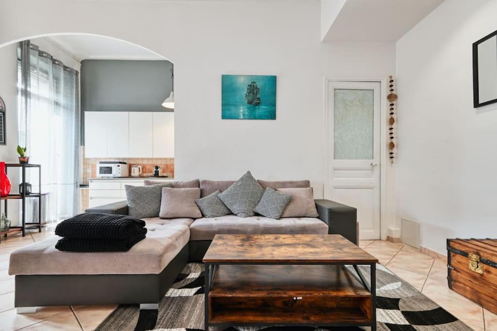 Spacieux Et Elegant A Chave Centre Appartement Marseille